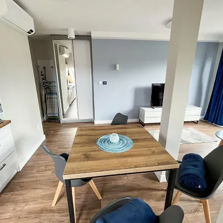 Continental 波别罗沃